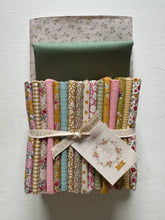 Load image into Gallery viewer, Atticus + Tilda Creating Memories Picnic Kit