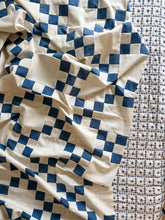 Load image into Gallery viewer, Irish Chain Quilt Pattern