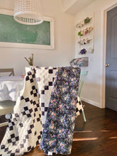 Load image into Gallery viewer, Meadowlark Quilt Pattern