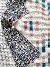 Load image into Gallery viewer, Iris Quilt Pattern
