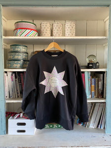 Signature Series Vintage Floral Star Quilt Block Sweatshirt-medium