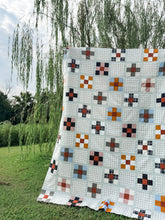 Load image into Gallery viewer, Oak &amp; Ash Geraldine Quilt Kit (Pre-order)
