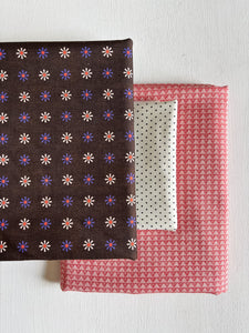 Daisy Pop Wholecloth Quilt Kit
