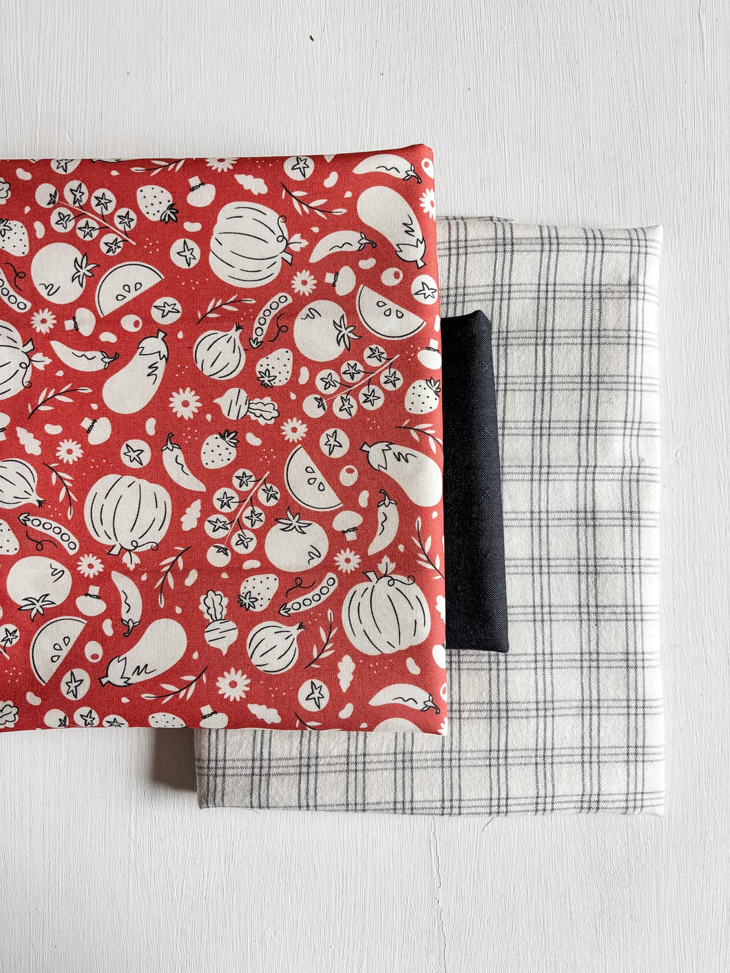 Red Veggie Patch Wholecloth Quilt Kit