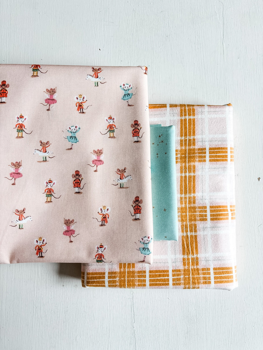 Nutcracker Mice + Flannel Wholecloth Quilt Kit