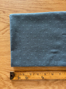 3/4 yd Remnant-R72