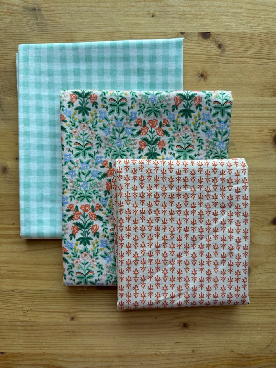 Rifle Paper Co. Wholecloth Quilt Kit