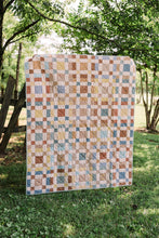 Load image into Gallery viewer, Tilda Andy Quilt
