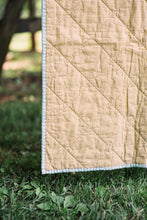 Load image into Gallery viewer, Tilda Andy Quilt
