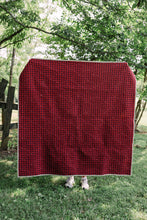 Load image into Gallery viewer, Tilda Gertrude Quilt
