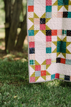 Load image into Gallery viewer, Ruby Star Constance Quilt
